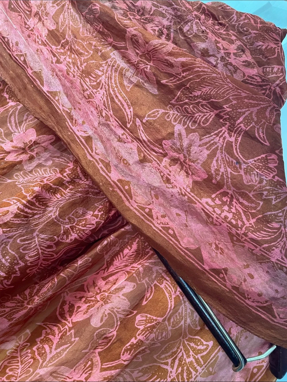 VTG SILK PAISLEY SCARF
